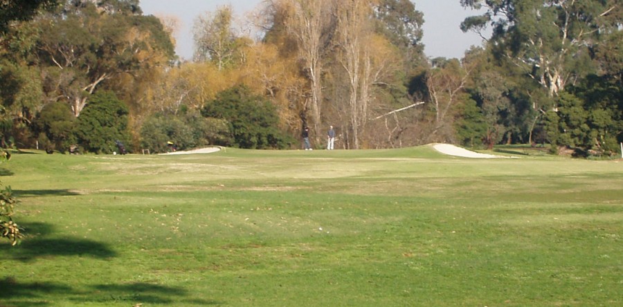 2nd Hole – Par 4 (416 metres)