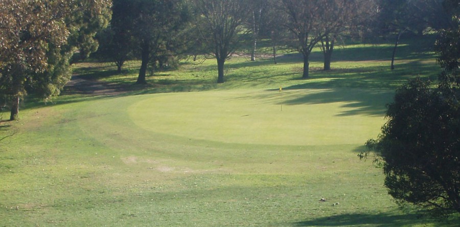6th Hole – Par 3 (128 metres)